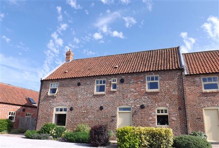 Broadgate Farm Cottages