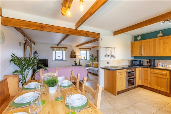 Granary Barn -Dining Table 