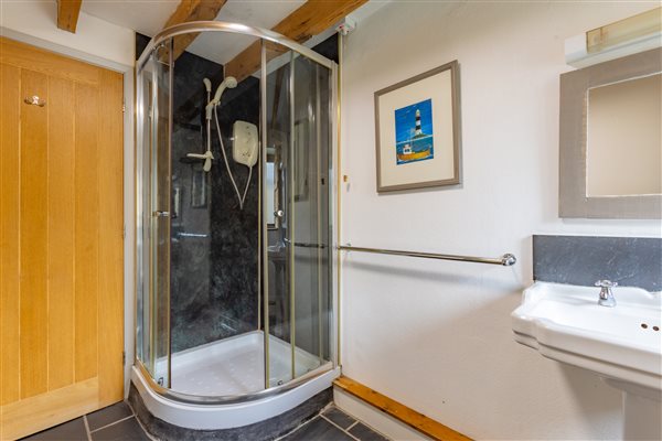 Granary Barn - Shared Bathroom