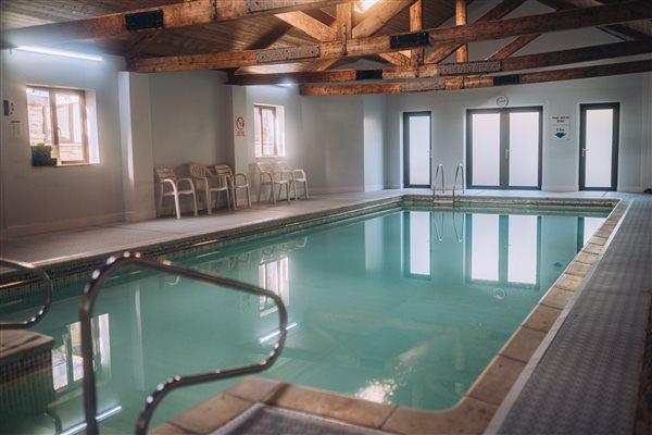 Pool bookable for private use